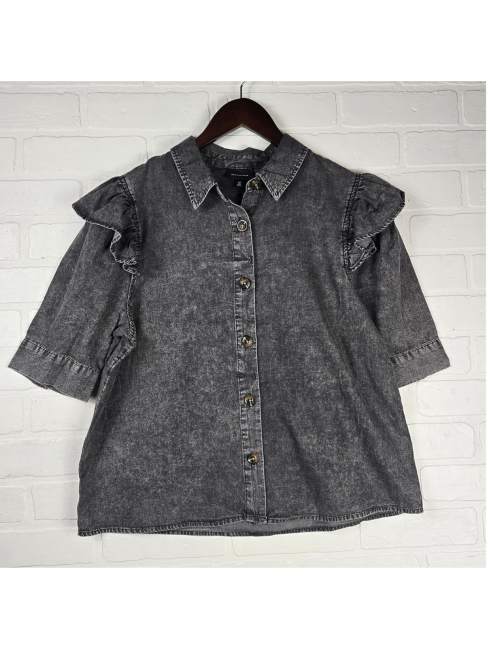 Women's Who What Wear Black Acid Wash Ruffle Button Down Shirt Size M
